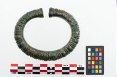Foto von Bronzearmreif (NHMW-PRAE-025006)